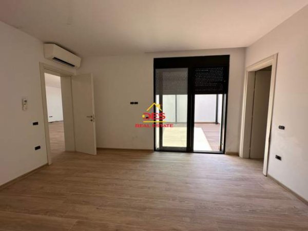 Dhermi, shitet apartament Kati 1, 150 m² 350.000 Euro (Dhermi)
