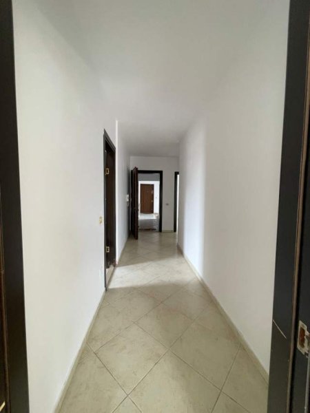 Tirane, shitet apartament 2+1+A+BLK Kati 4, 110 m² 110.000 Euro (Rruga Astit Losha)