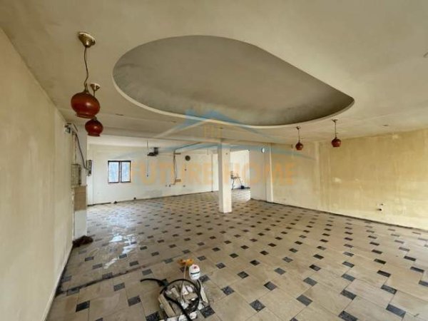 Korce, jepet me qera ambjent biznesi Kati 0, 170 m² 290 Euro (Lagjia 16, Korçë)