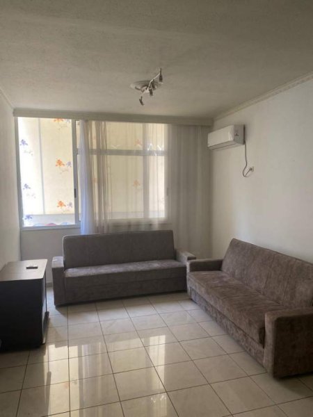 Tirane, jepet me qera apartament 1+1 Kati 4, 75 m² 350 Euro (prane Medresese)