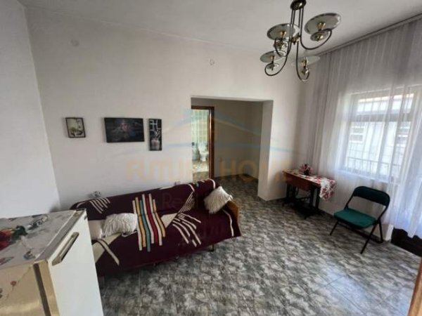 Pogradec, shitet Vile 3 Katshe Kati 4, 193 m² 300.000 Euro (Pogradec)