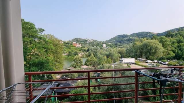 Tirane, jepet me qera apartament 2+1+A+BLK Kati 3, 122 m² 1.000 Euro (Liqeni i Thate)