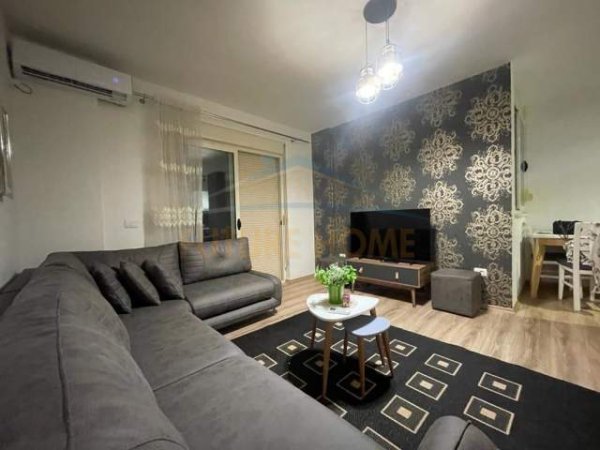 Durres, shitet apartament 1+1 Kati 4, 65 m² 57.000 Euro (golem)