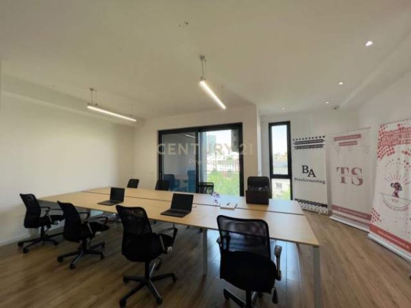 Tirane, ofert zyre Kati 3, 50 m² 500 Euro (Tirana, Albania)