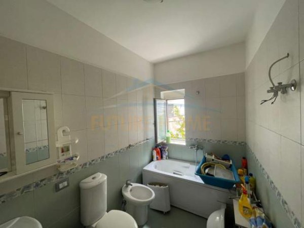 Durres, shitet apartament 2+1 Kati 2, 110 m² 107.000 Euro (DURRES)