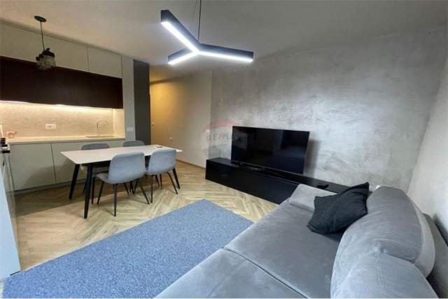 Tirane, jepet me qera apartament 1+1 Kati 2, 60 m² 500 Euro (shkolla baletit)