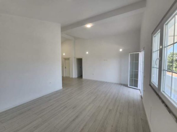 Tirane, jepet me qera Vile 5+1+BLK 500 m² 2.500 Euro (mjull bathore)