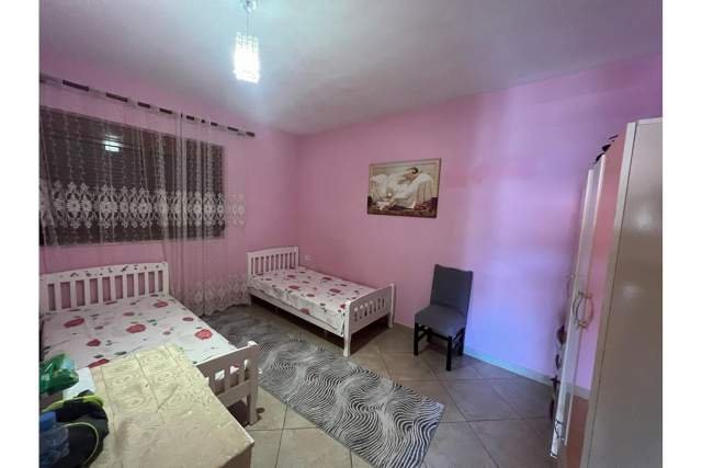 Tirane, jepet me qera apartament Kati 1, 130 m² 450 Euro (-,  Tiranë,  Shqipëri)