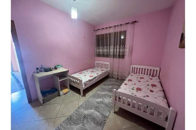 Tirane, jepet me qera apartament Kati 1, 130 m² 450 Euro (-,  Tiranë,  Shqipëri)