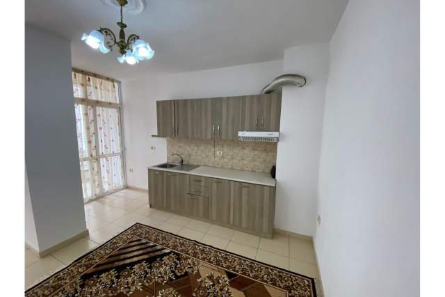 Tirane, shitet apartament Kati 2, 110 m² 105.000 Euro (Bulevardi Kasharit,   Astir,  Tiranë,  Shqipëri)