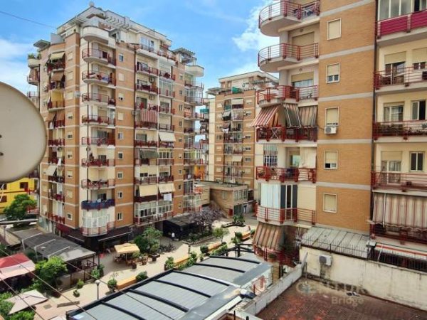 Tirane, jepet me qera apartament 1+1 Kati 4, 70 m² 350 Euro (Don Bosko)