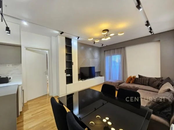 Tirane, jepet me qera apartament 2+1+Ballkon Kati 2, 103 m² 1.350 € (Quartum Residence)