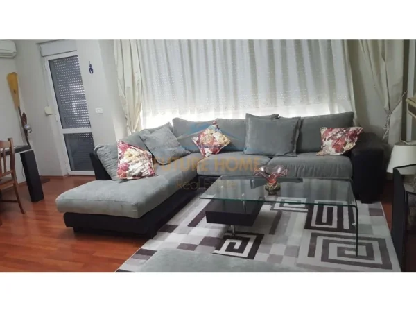 Qera , Apartament 1+1 , Pazari i Ri , Tirane