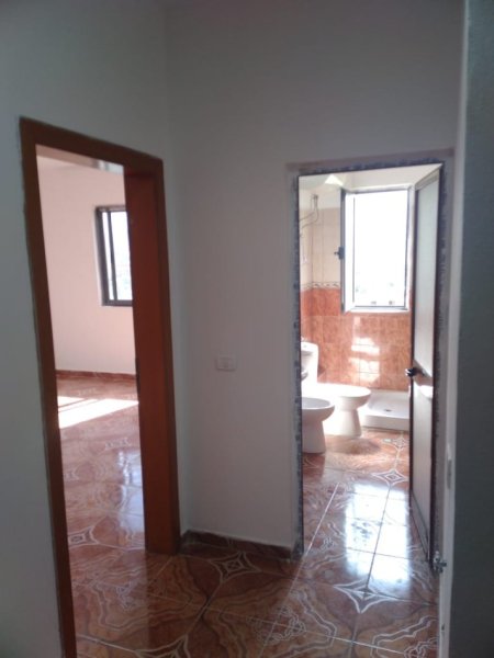 Tirane, jepet me qera apartament 2+1+Ballkon Kati 2, 91 m² 500 € (asim vokshi)