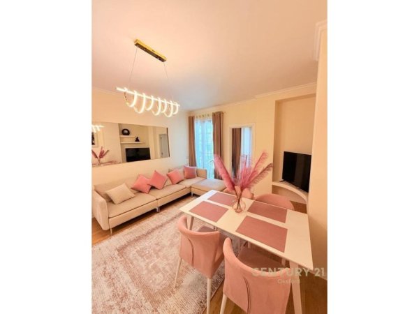 Tirane, jap me qera apartament 2+1 Kati 6, 80 m² 1.300 € 