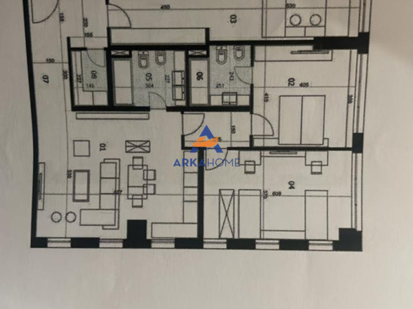 Tirane, shitet apartament 3+1 , 205 m² 