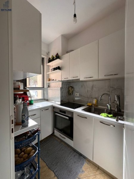 Tirane, shitet apartament 3+1 Kati 2, 112 m² 150.000 € (Fresk)