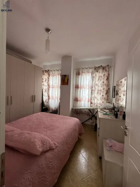 Tirane, shitet apartament 3+1 Kati 2, 112 m² 150.000 € (Fresk)