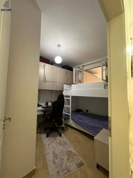 Tirane, shitet apartament 3+1 Kati 2, 112 m² 150.000 € (Fresk)