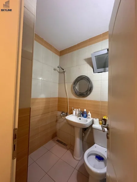 Tirane, shitet apartament 3+1 Kati 2, 112 m² 150.000 € (Fresk)