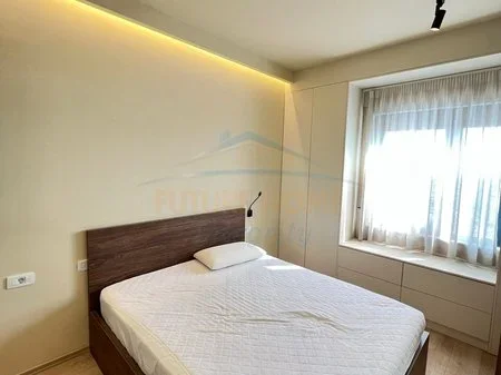 Tirane, jepet me qera apartament 1+1 Kati 7, 60 m² 850 € 