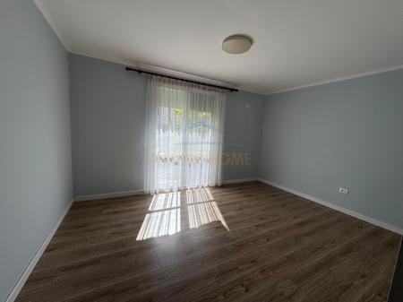 Tirane, shitet apartament 2+1 Kati 2, 70 m² 130.000 € 