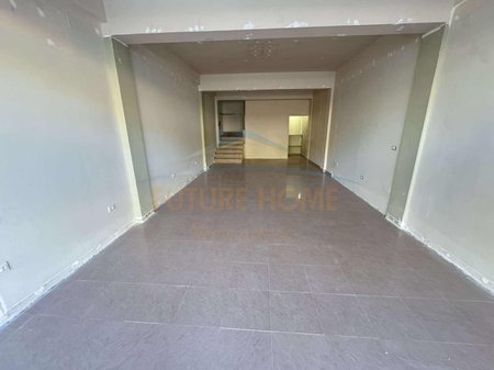 Tirane, shitet ambjent biznesi Kati 0, 240 m² 5.588.000 € 