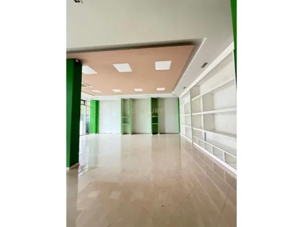 Durres, shitet ambjent biznesi Kati 0, 92 m² 300.000 € (Durres)