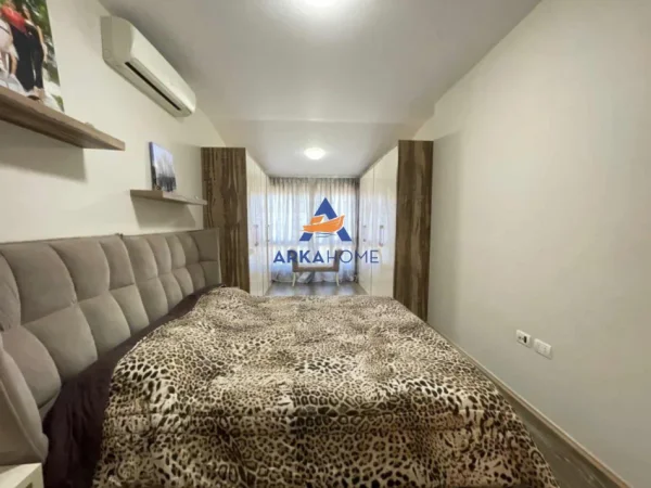 Tirane, shitet apartament+verande | Penthouse 4+1 Kati 4, 424.000 € 