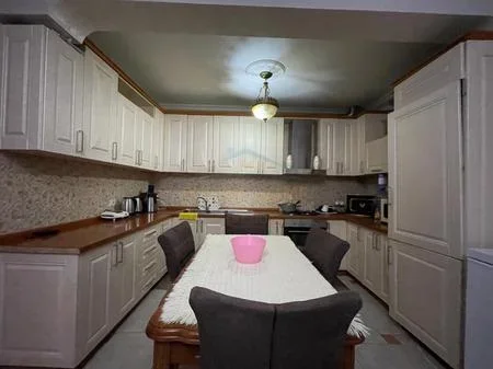 Tirane, shitet apartament 2+1 Kati 6, 92 m² 125.000 € 