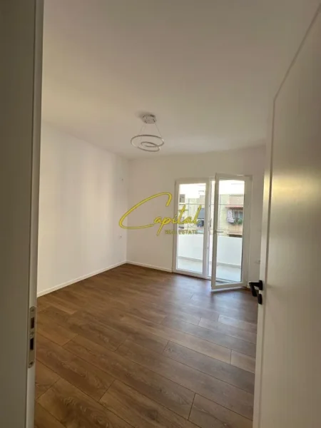 Tirane, shitet apartament 1+1 Kati 4, 52 m² 95.000 € (RRUGA KONGRESI I MANASTIRIT)