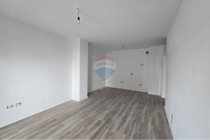 Tirane, shitet apartament 1+1 Kati 1, 72 m² 120.000 € (Rruga Dritan Hoxha)