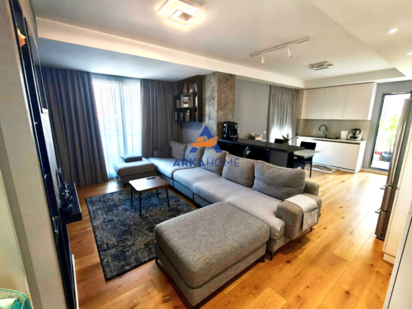 Tirane, jepet me qera apartament 2+1 Kati 6, 142 m² 25.000 € 