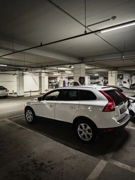 Volvo XC60 2013 2.0 Nafte 9500€