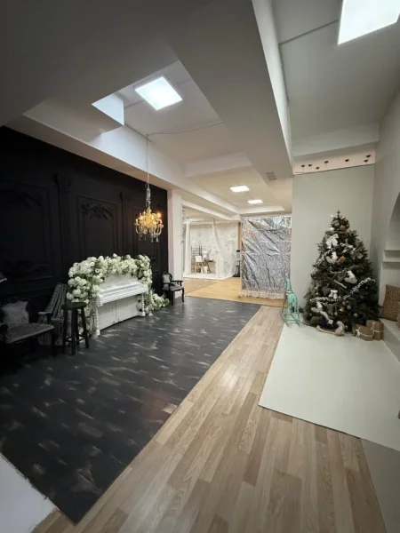 Tirane, shitet dyqan , 550 m² (ALI DEMI)