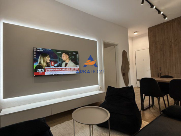 Tirane, jepet me qera apartament 1+1+Ballkon Kati 5, 47 m² 550 € 