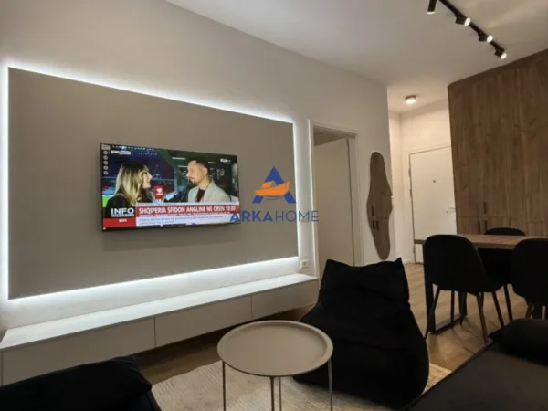 Tirane, jepet me qera apartament 1+1+Ballkon Kati 5, 47 m² 550 € 