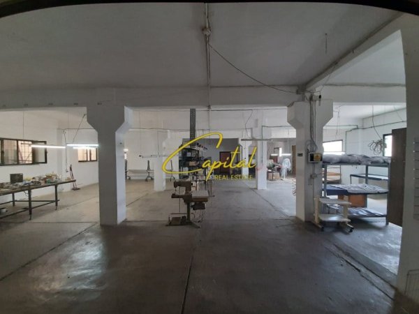 Tirane, jepet me qera magazine Kati 1, 800 m² 4.700 € (ISH STACIONI TRENIT)