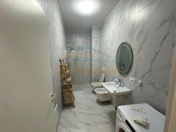 Tirane, jepet me qera apartament 1+1 Kati 3, 66 m² 450 € (Ali Demi, Tiranë)