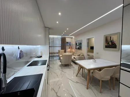 Tirane, jepet me qera apartament 2+1 Kati 7, 140 m² 1.200 € 