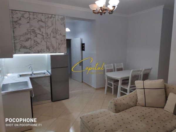 Tirane, jepet me qera apartament 2+1 Kati 1, 80 m² 480 € (KODRA E PRIFTIT)