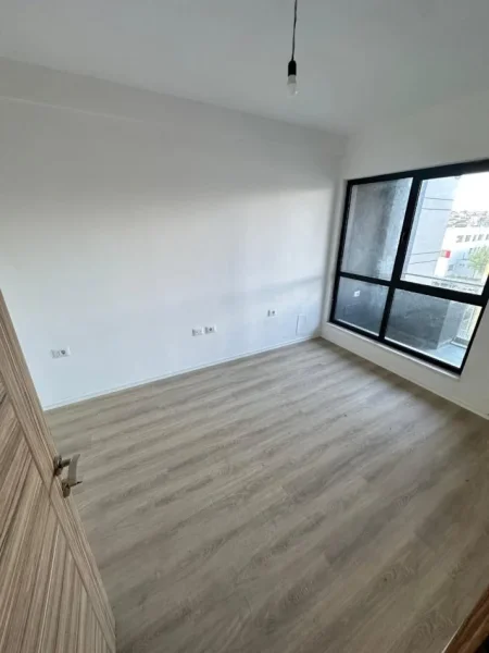 Tirane, shitet apartament 2+1 , 111 m² 144.000 € (5 maji)
