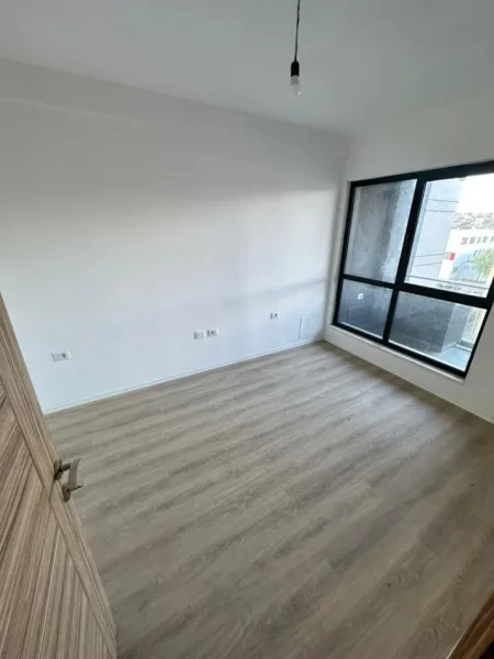 Tirane, shitet apartament 2+1 , 111 m² 144.000 € (5 maji)