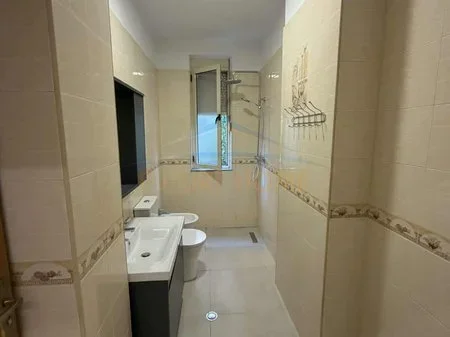 Tirane, shitet apartament 2+1 Kati 1, 102 m² 173.000 € 
