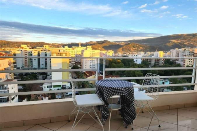 Vlore, shitet apartament 1+1 Kati 9, 84 m² 122.000 € (Albano e Romina Rruga Hasan Kushta, Vlorë)