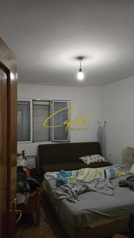 Tirane, jepet me qera apartament 2+1 Kati 5, 75 m² 550 € (RRUGA E ELBASANIT)