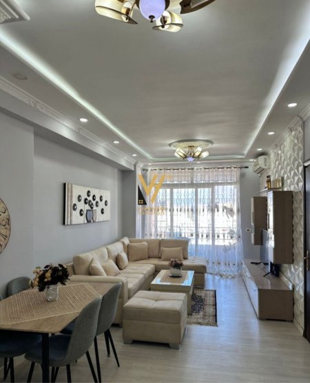 Tirane, jepet me qera apartament 2+1+Ballkon Kati 3, 97 m² 600 € (ASTIR)