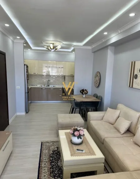 Tirane, jepet me qera apartament 2+1+Ballkon Kati 3, 97 m² 600 € (ASTIR)