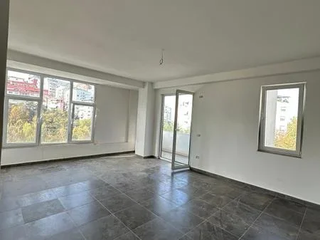 Tirane, shitet apartament 2+1 Kati 3, 93 m² 238.000 € 