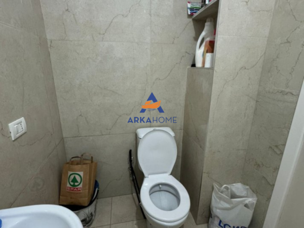 Tirane, shitet 1+1+Ballkon Kati 2, 85.000 € 